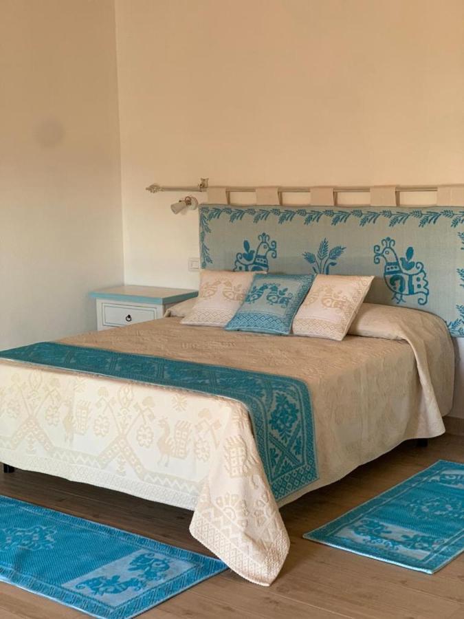 Tenute Venafiorita Loiri Porto San Paolo Bagian luar foto